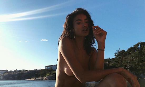 INSTA BABE OF THE DAY – KELLY GALE 4