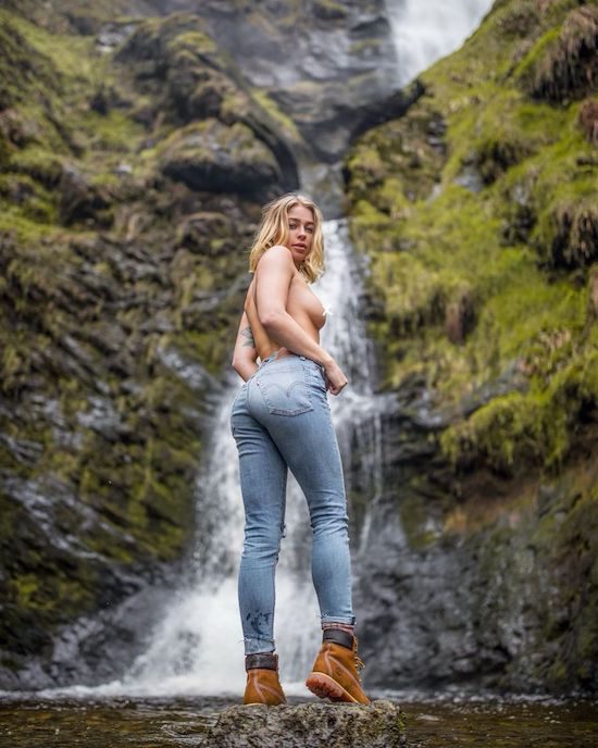 INSTA BABE OF THE DAY – LESLIE GOLDEN 184